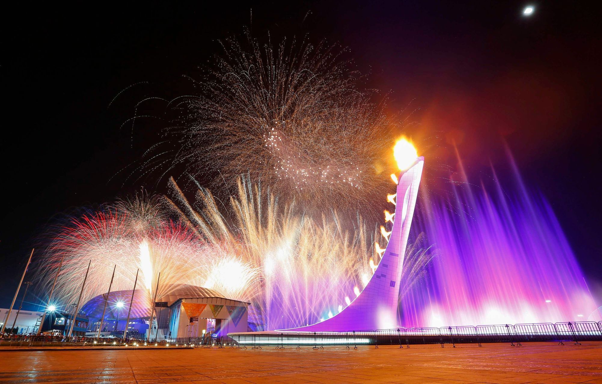 Soči 2014, zahájení: olympijský oheň