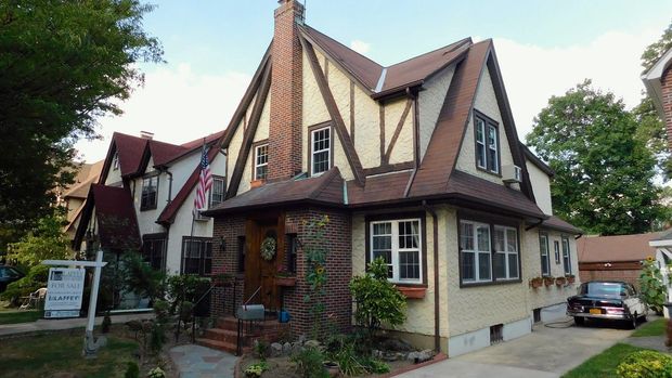 V jednu dobu ho obsadily toulavé kočky. Trumpův rodný dům je znovu na prodej