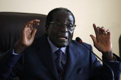 Mugabe pohrozil Západu odvetou za sankce