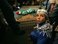 Třetina obětí byly děti, tvrdí Palestinci