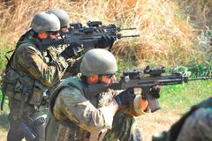 Čeští vojáci budou bojovat hlavně v Afghánistánu, Mali a proti IS. Stát na to vydá 2,3 miliardy