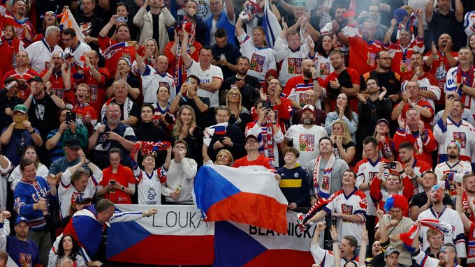 Čeští fanoušci v zápase MS 2024 Česko - Kanada