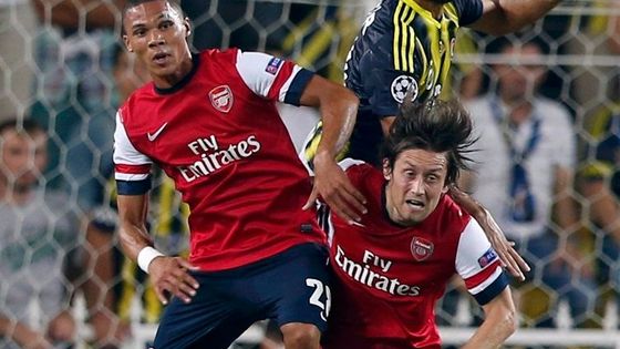 Tomáš Rosický hrál výborně a přispěl k jednoznačné výhře Arsenalu.