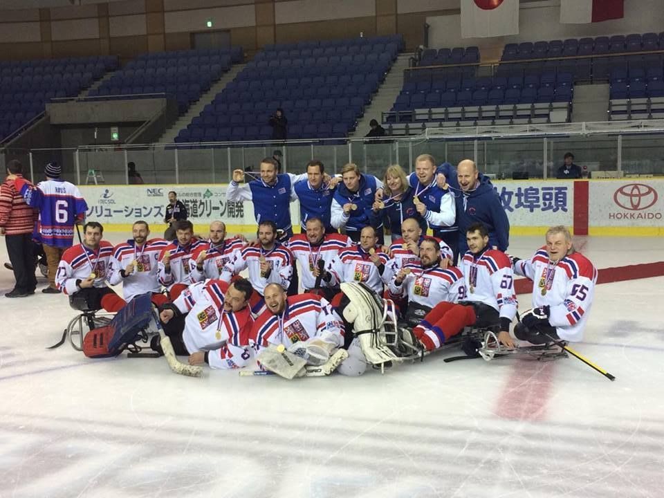MS ve sledge hokeji Japonsko - Češi se zlatými medailemi