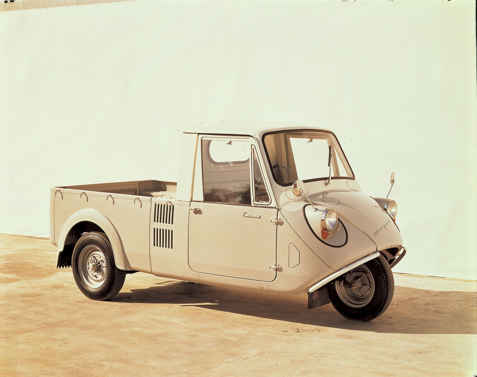 Mazda historie japonská automobilka