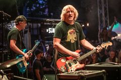 Točilo se tričky nad hlavou a zpíval se Ivan Trojan. Vypsaná fiXa slavila narozeniny