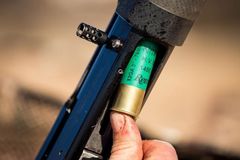 Výrobce pušek a pistolí Remington je na pokraji bankrotu, píše WSJ
