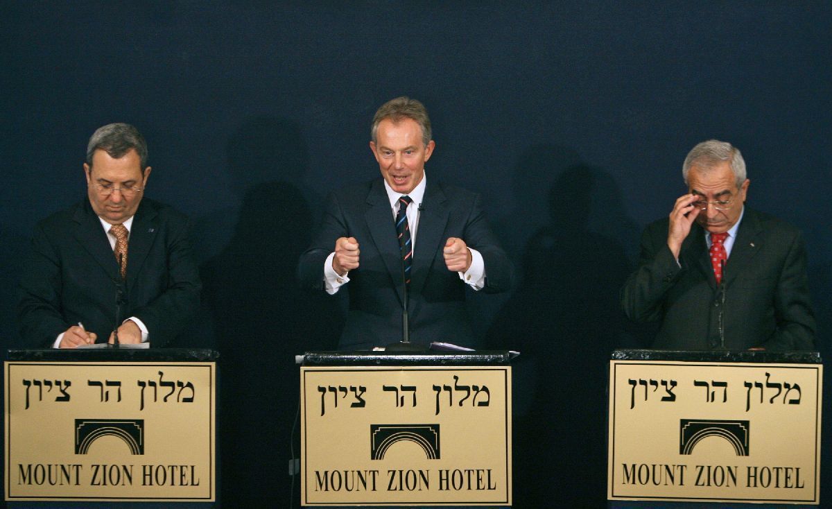 Barak, Blair a Fajád