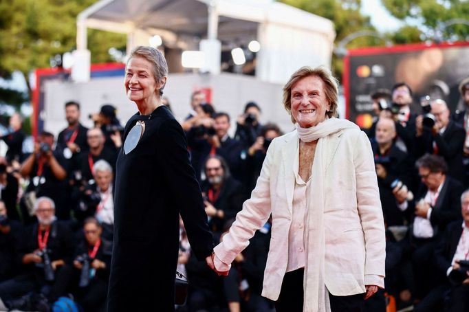 Režisérka Liliana Cavani a herečka Charlotte Rampling.