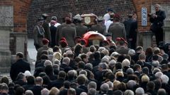 Polsko - neděle - pohřeb