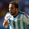 MS 2014, Argentina-Belgie: Gonzalo Higuain (9) slaví gól