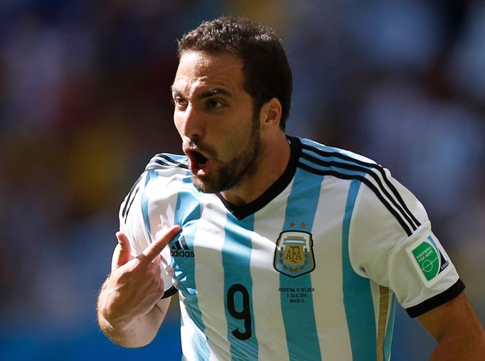 MS 2014, Argentina-Belgie: Gonzalo Higuain (9) slaví gól