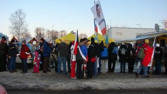 Cyklokrosu vládne Čech Štybar. A takhle se ze svého triumfu raduje