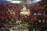 Protestních akcí se o víkendu zúčastnilo v Soulu 1,3 milionu lidí a dalších půl milionu demonstrantů vyšlo do ulic v jiných jihokorejských městech.
