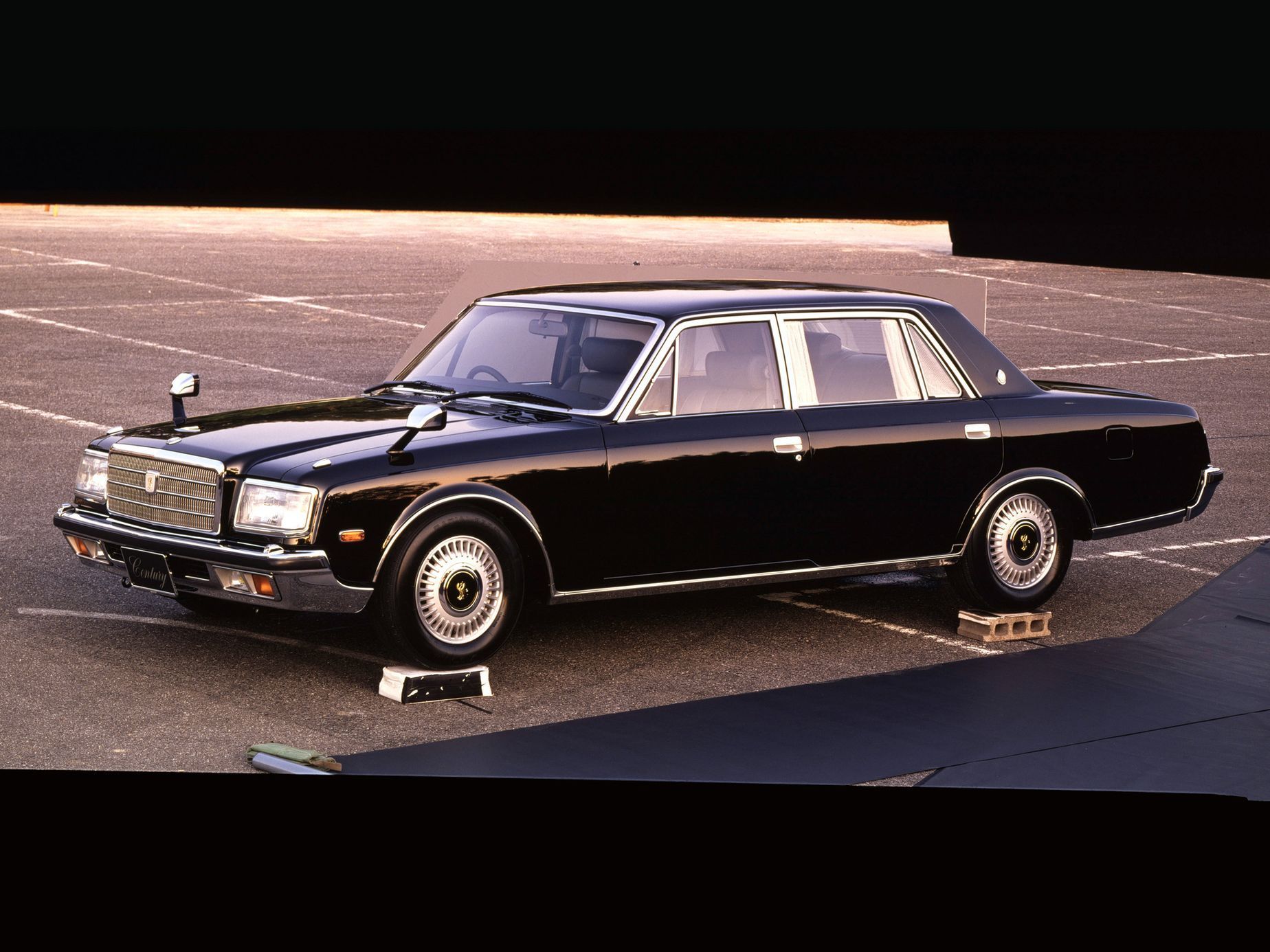 Toyota Century