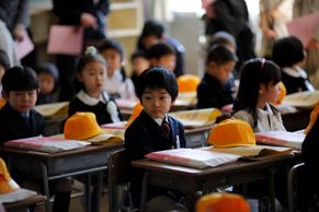 Přes 70 škol začalo ve Fukušimě s výukou. Děti se vrátily do lavic