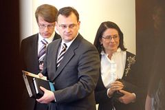Živě: Reforma zdravotnictví má zelenou, půjde k soudu
