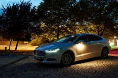 Ford dá další světla k mlhovkám. Najdou nebezpečné objekty