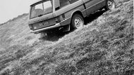 Pak si pořídil klasický Range Rover.