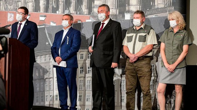 Kancléř Mynář v roce 2020 svolal na Hrad tiskovou konferenci, aby texty Aktuálně.cz popisující hospodaření v sídle prezidenta označil za "choré konspirace novodobých inkvizitorů".