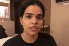 Dramatický útěk Saúdské Arabky v přímém přenosu. Twitter ji ochránil před deportací