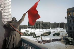 Řež ve Stalingradu obrazem: Německý útok zastavila zima a tuhý odpor Sovětů