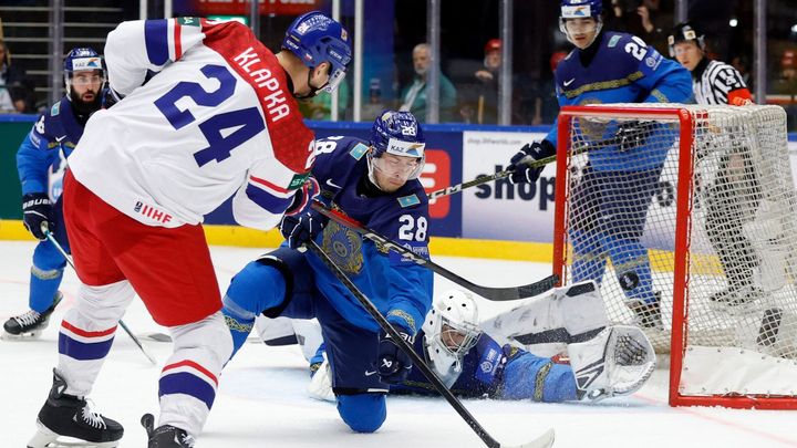 Česko - Kazachstán 8:1. Češi si zase vylepšili skóre, Červenka dal tři góly; Zdroj foto: Reuters