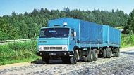 Vedle toho Kamaz v roce 1980 uvedl vůbec poprvé také přeplňovaný motor vlastní konstrukce.