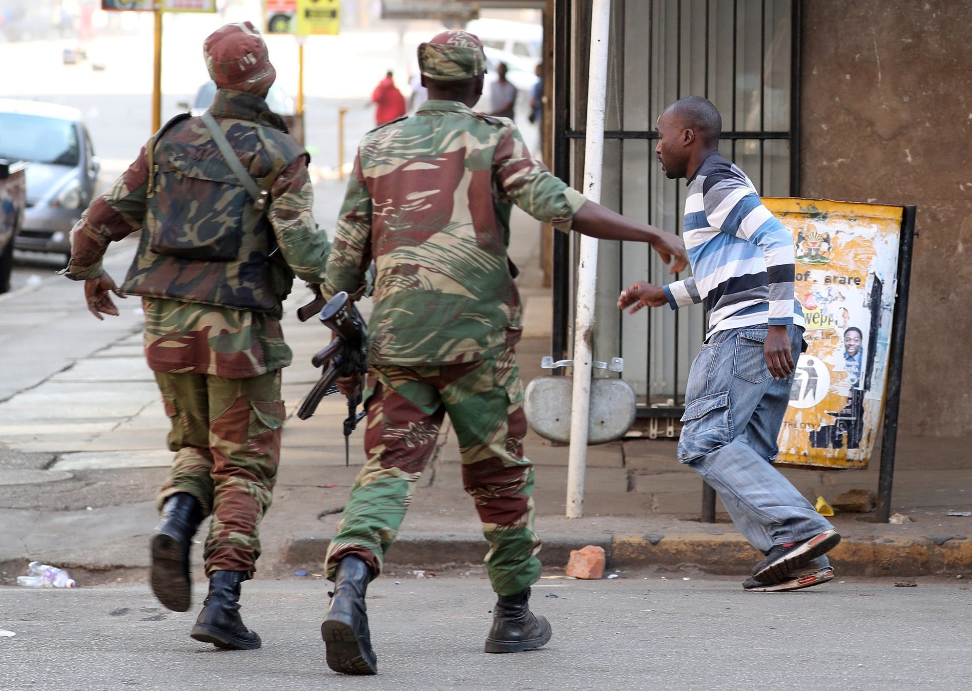 Fotogalerie / Protesty  v Zimbabwe / Reuters / 8