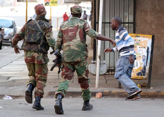 Povolební protesty v Harare v Zimbabwe. 1. 8. 2018