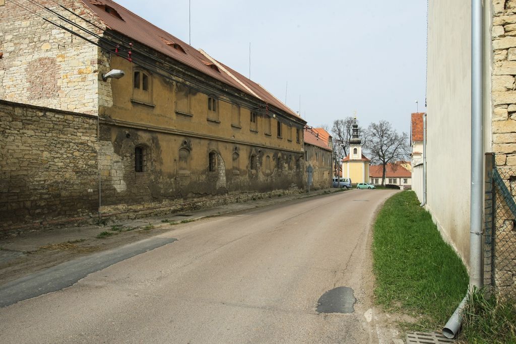 Dobrovíz