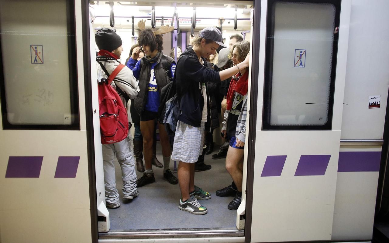 No Pants Subway Ride neboli jízda metrem bez kalhot
