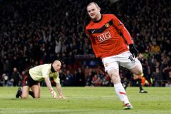 Rooney zařídil hattrickem ´ďábelský´ obrat na West Hamu