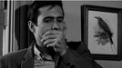 Anthony Perkins jako schizofrenní vrah Norman Bates ve filmu Psycho.