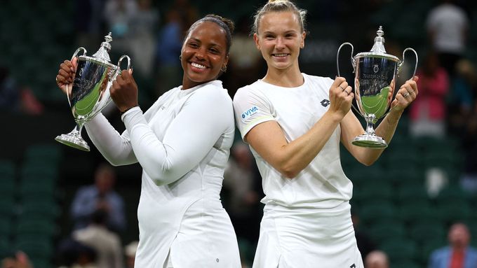 Taylor Townsendová a Kateřina Siniaková, čerstvé wimbledonské vítězky