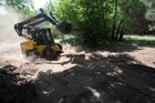 Těžba ohrozí pitnou vodu pro jih Moravy, píše Sobotka Brabcovi. Naopak ji vyčistí, oponuje ministr