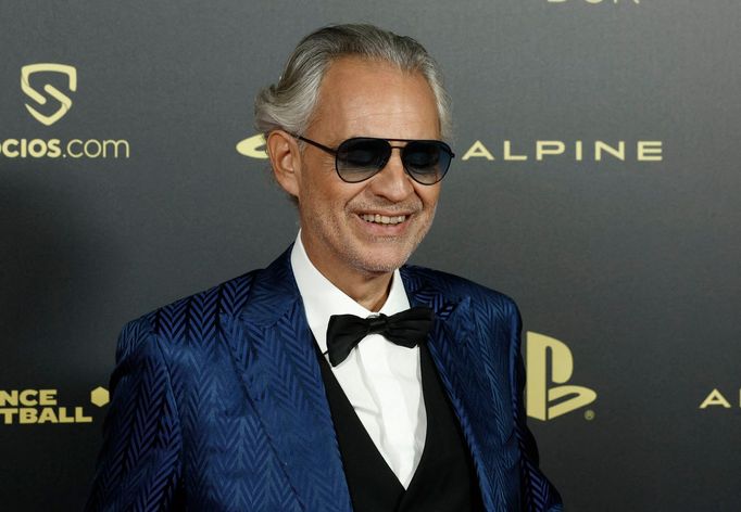 Zlatý míč 2022: zpěvák Andrea Bocelli