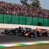 Souboj Maxe Verstappena a Lewise Hamiltona v Sao Paulu