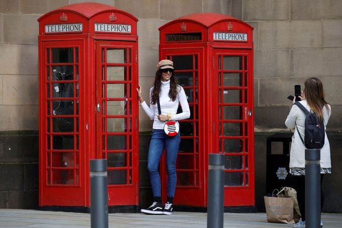 Telefonní budky v britském městě Manchester