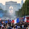 Francouzi v Paříži slaví titul mistrů světa