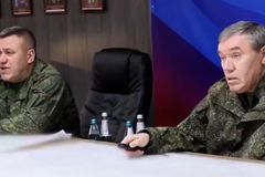 To bylo moc i na ruské blogery. Gerasimov se chvástal před Putinem, sklidil posměch