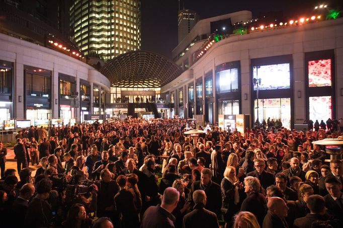 Provozovna v čínském městě Šanghaj zabírá plochu téměř 2800 metrů čtverečních, což je skoro polovina fotbalového hřiště.