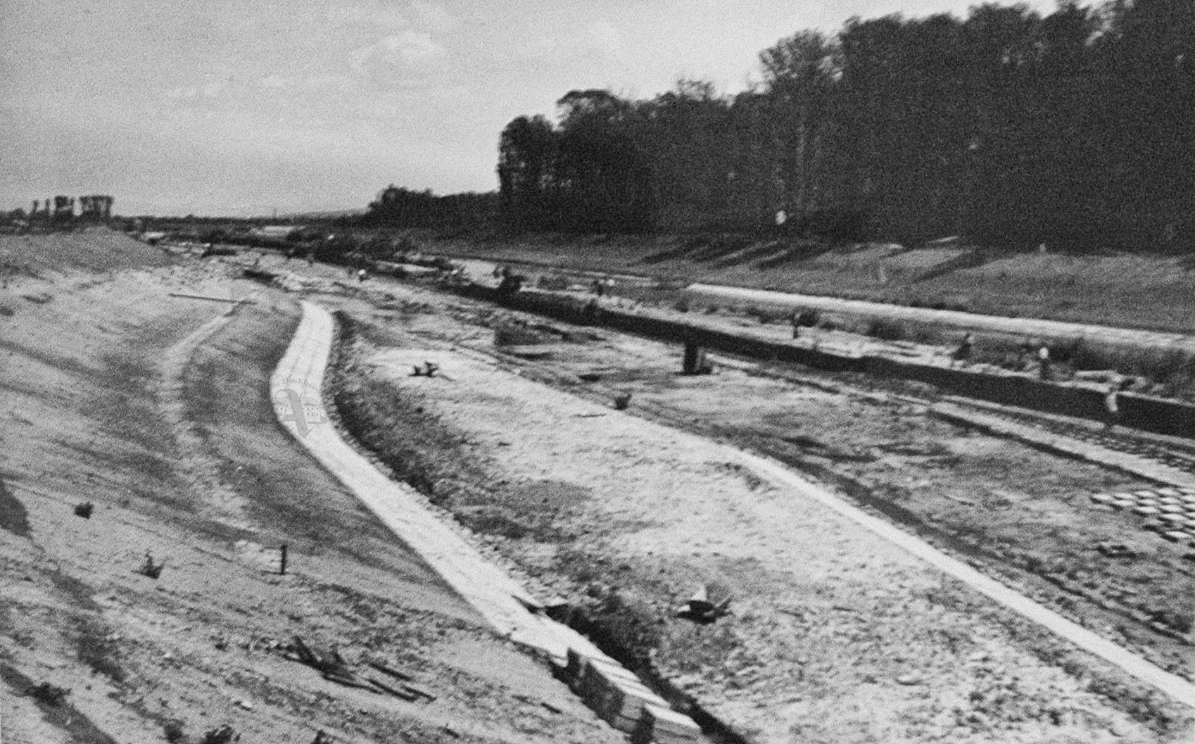 Jednorázové užití / Fotogalerie / Jeden z divů Moravy. Baťův kanál dokáže okouzlit i po letech / SOKA