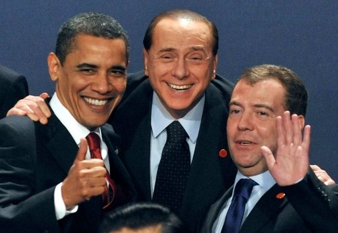 Summit G20 a americko-italsko-ruská momentka v podání pánů Obama-Berlusconi-Medveděv.