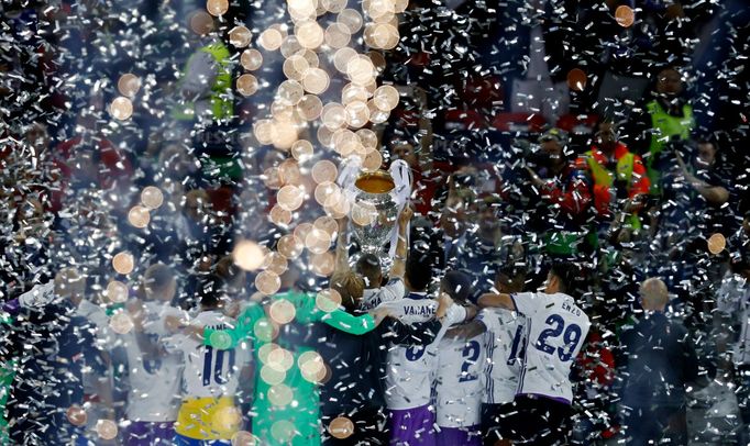 Finále LM, Real-Juventus: Real slaví s trofejí