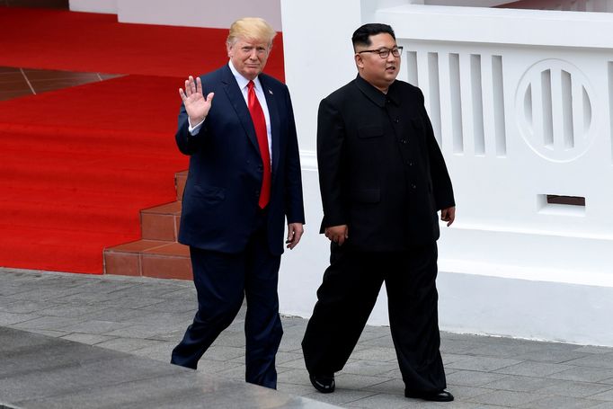 Summit Donalda Trumpa a Kim Čong-una. 12. 6. 2018.