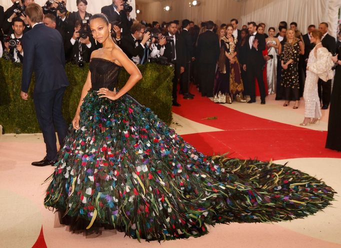 Celebrity na společenském večeru Met Gala 2016.