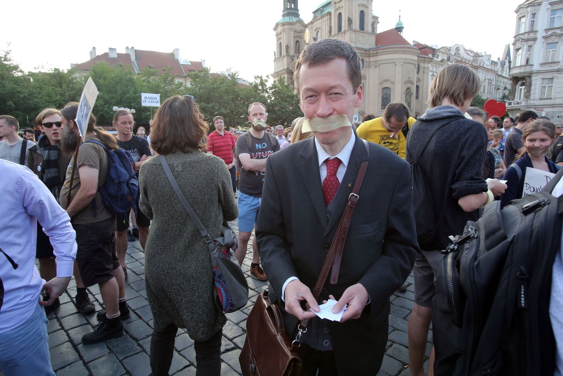 Tichý protest proti Babišovi
