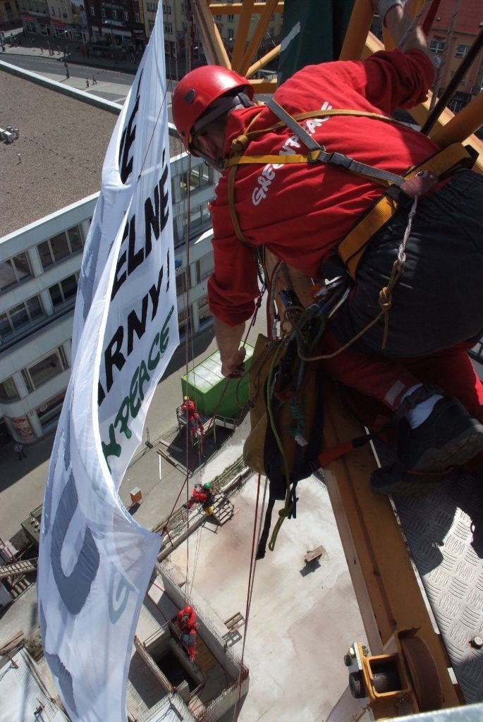 Greenpeace protest proti Prunéřovu