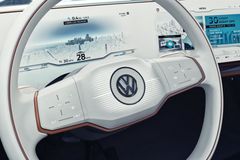 Navzdory Dieselgate vyplatí Volkswagen za loňský rok vysoké odměny vedení i dividendu